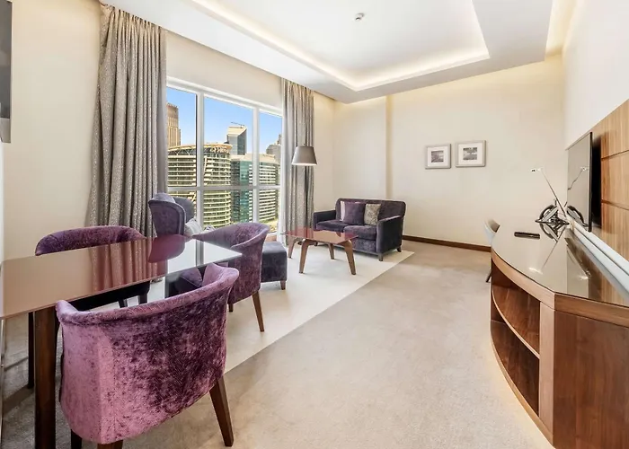 Hotel nahe Flughafen: Radisson Blu Hotel, Dubai Waterfront