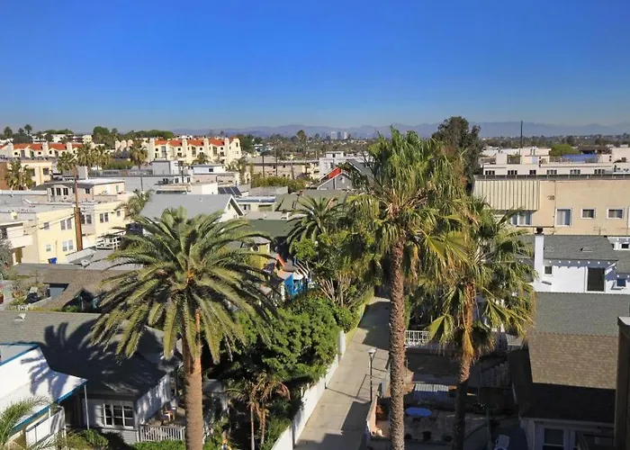 Golf Hotel: Cadillac Hotel