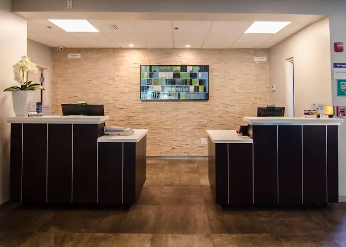 Best Western Plus Oceanside Inn