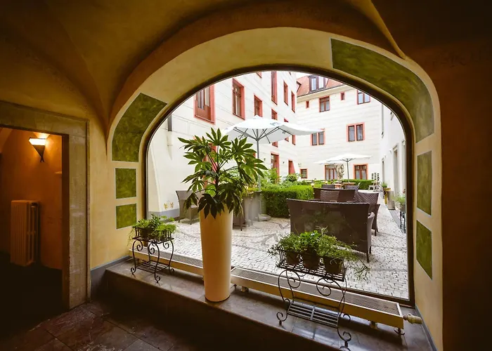 Resort: Hotel Elite Prague