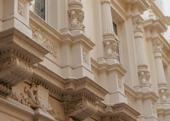 Hotel: Grand Brizo Bel Air