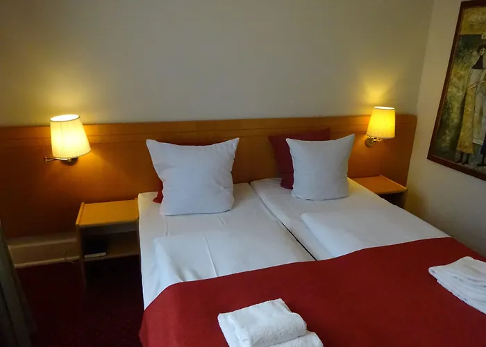 Hotel nahe Flughafen: City Hotel Nebo