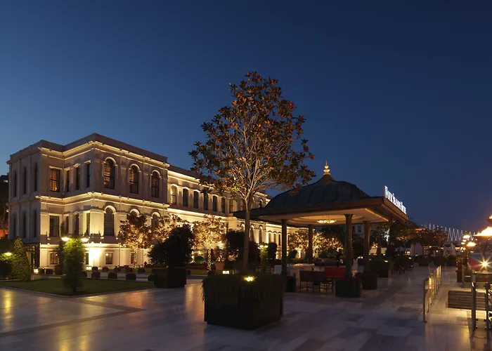 Four Seasons Istanbul At The Bosphorus