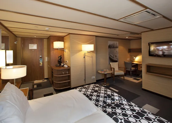 Ss Rotterdam By Westcord