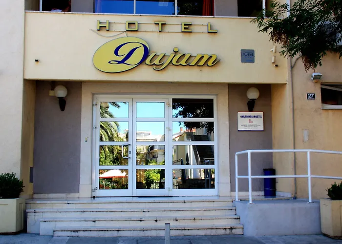  Dujam