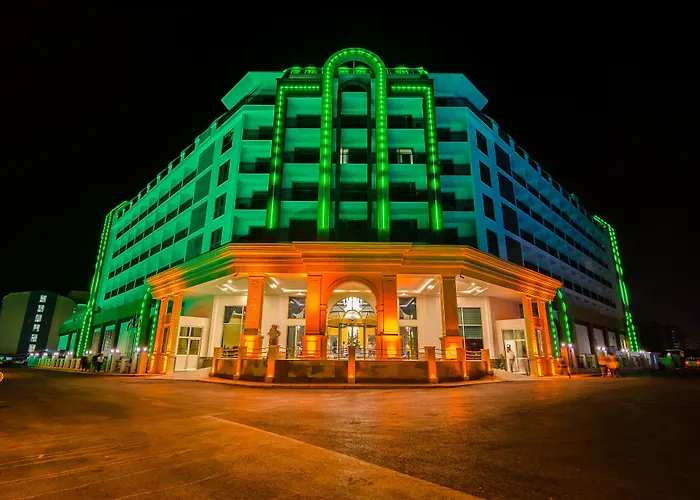 Luxushotel: The Lumos Deluxe Resort Hotel