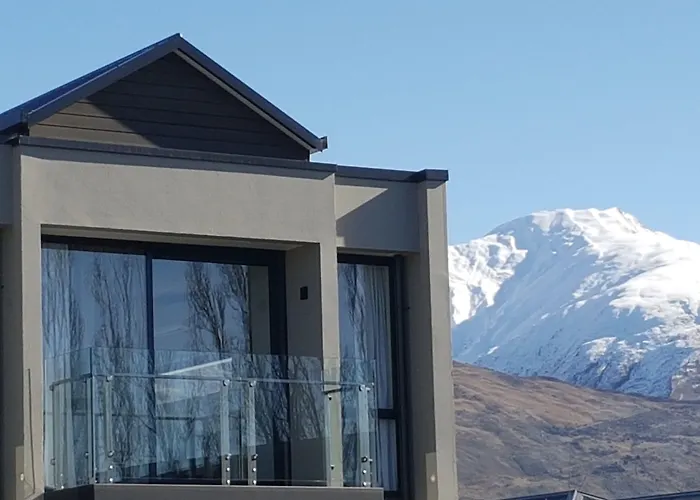 Motel: West Meadows Of Wanaka