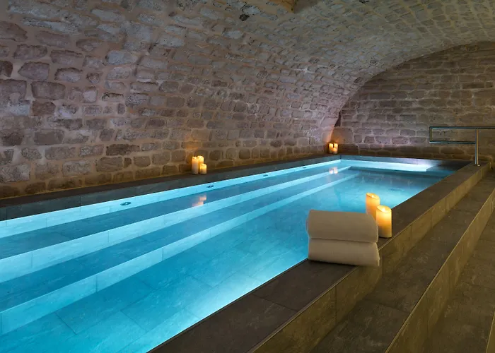 Hotel mit Whirlpool Square Louvois
