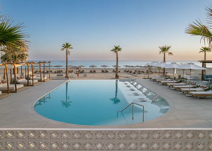 3-Sterne-Hotel: Iperion Beach Hotel