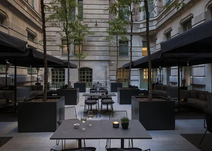 Kozmo Hotel Suites & Spa - Small Luxury Hotels Of The World