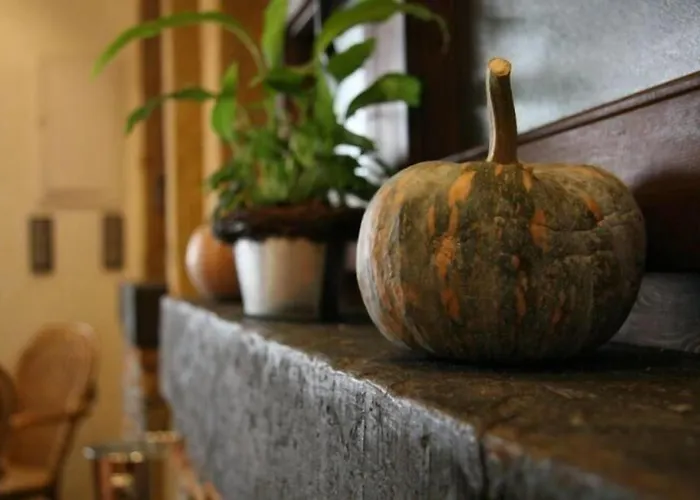 Gästehaus: Hostal Torre De Guzman