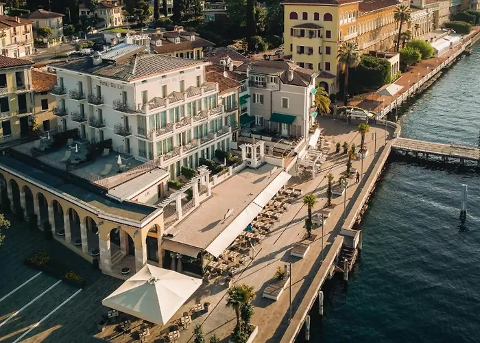Du Lac Gardone Riviera