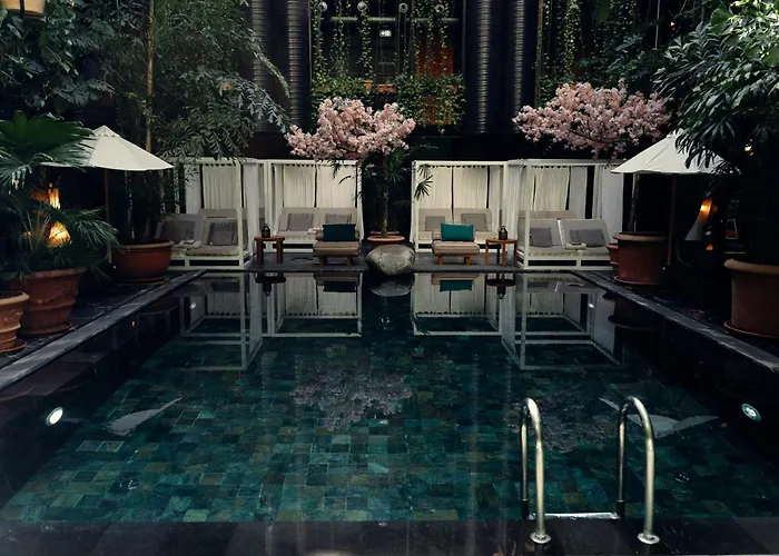 Manon Les Suites Guldsmeden