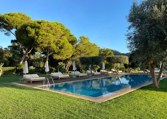 Can Simoneta - Adults Only