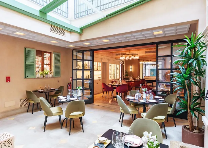 Hotel Gloria De Sant Jaume