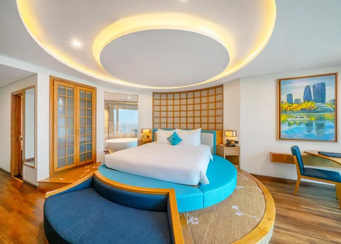  Sala Danang Beach
