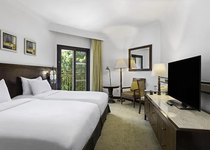 Hilton Luxor Resort & Spa