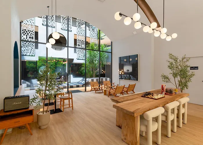 Hotel Tide Phuket Beachfront