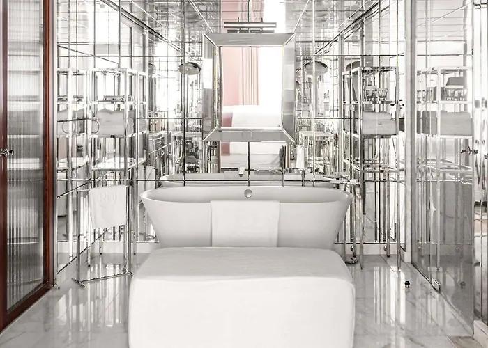 Kurhotel: Hotel Le Royal Monceau Raffles Paris