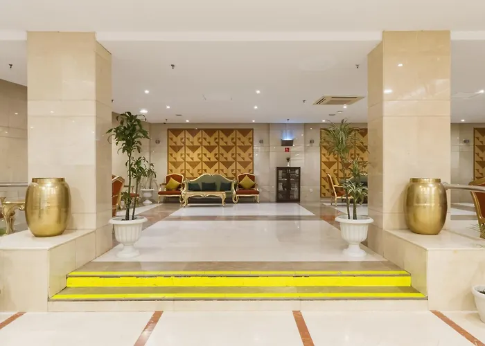 Zentrales Hotel: Saraya Al Deafah Hotel