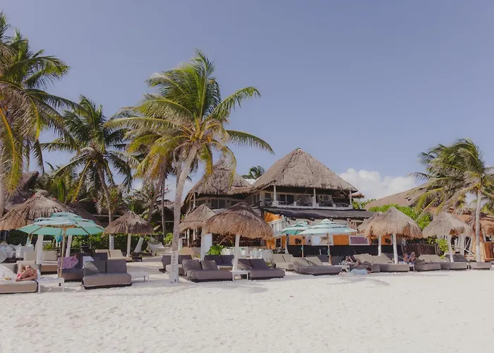 Kinderhotel Villa Las Estrellas Tulum - Located At The Party Zone