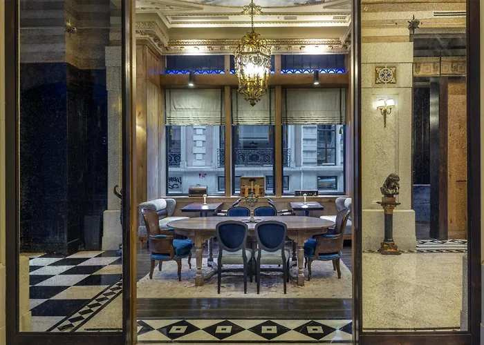 Hotel mit Whirlpool Palazzo Donizetti Istanbul, Tapestry Collection By Hilton