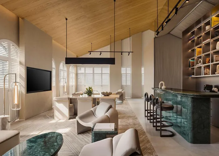 Mondrian Singapore Duxton