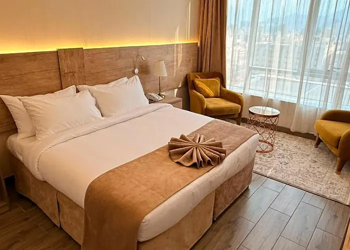 Emaar Legend