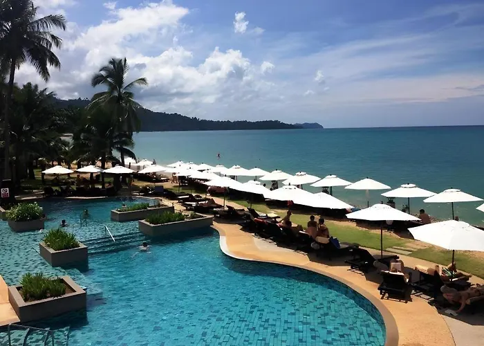  Mukdara Beach Villa & Spa