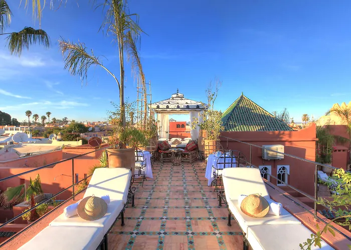 Riad Kaiss By Anika