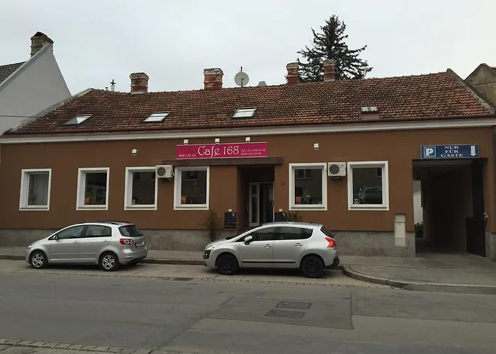  Cafe 168