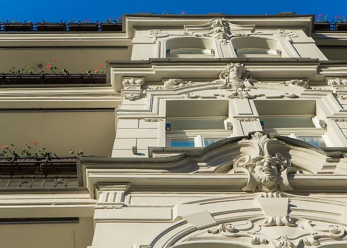 Hotel mit Tennis: Rubin Luxury Apartments (Adults Only)