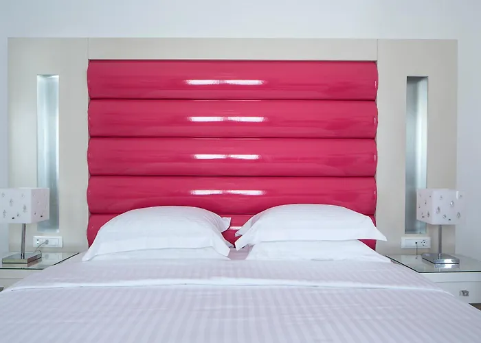 Hotel nahe Flughafen: Grand Beach Hotel