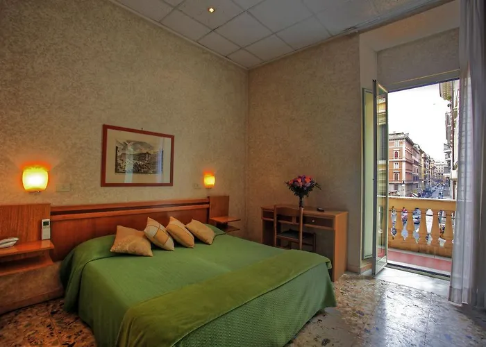 Hotel nahe College: Hotel Embassy