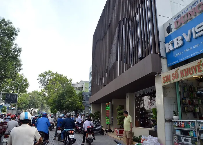 Hotel nahe College: Phu Tho Hotel