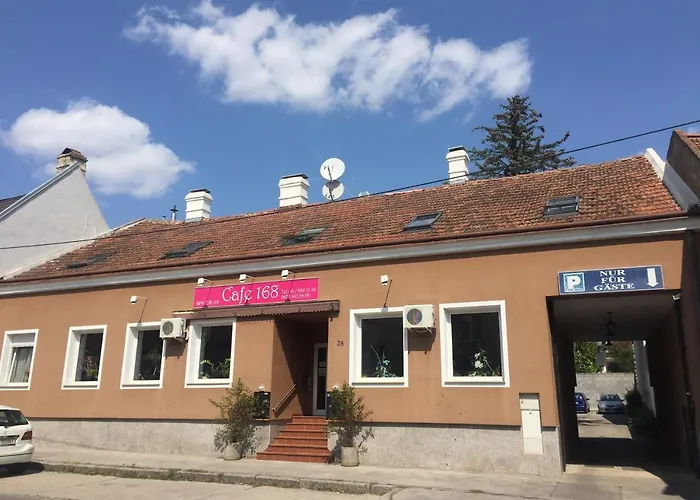  Cafe 168