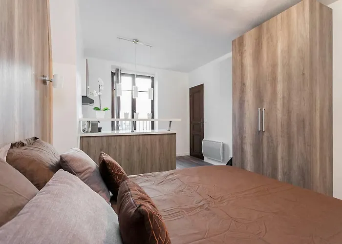 Apartment: Charmant Studio Neuf Proche Tour Eiffel
