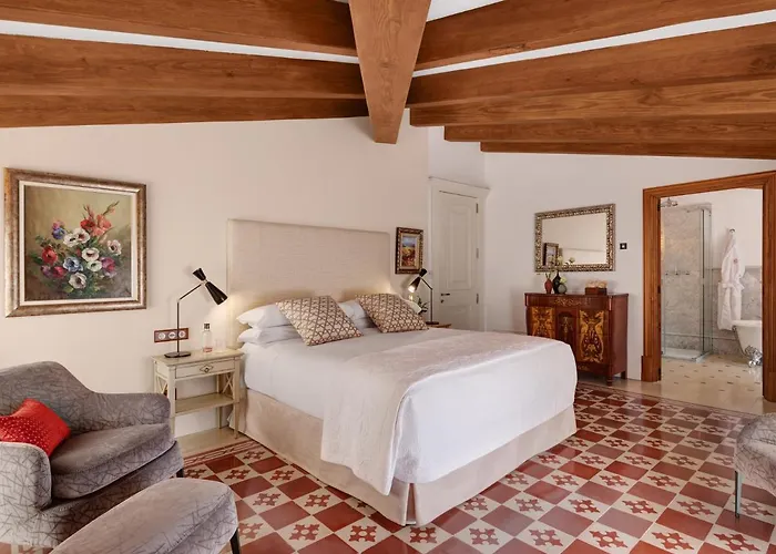 Hotel Gloria De Sant Jaume